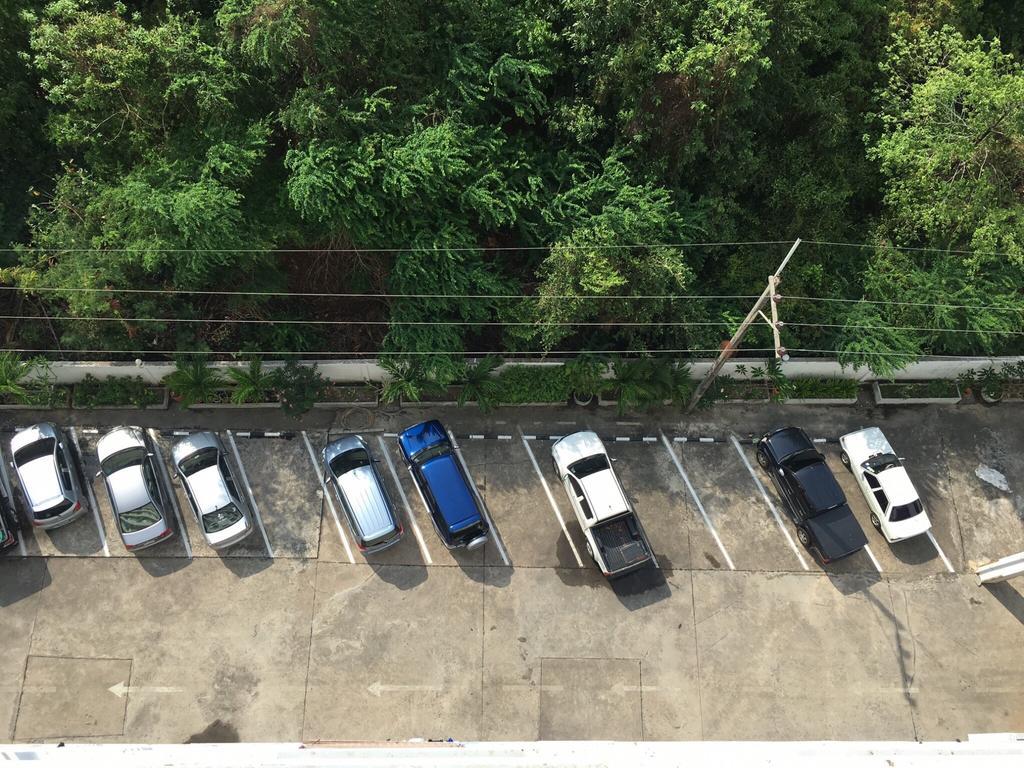 Rayong Condochain By Rainbow Ban Phe Exterior foto