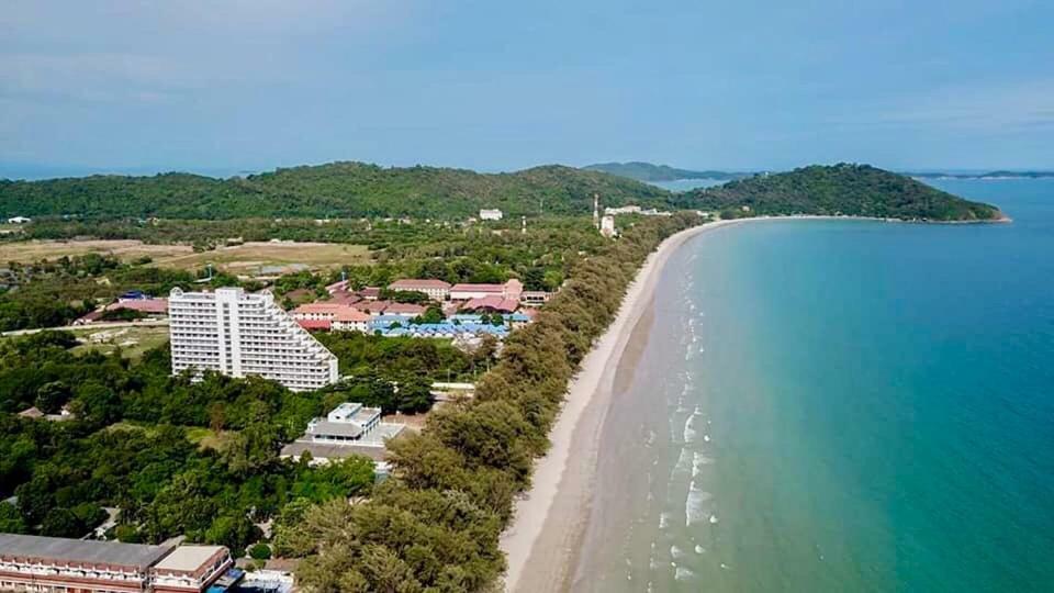 Rayong Condochain By Rainbow Ban Phe Exterior foto